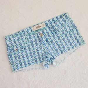 Hollister Low Rise Denim Shorts Size 1 w25 Stretch